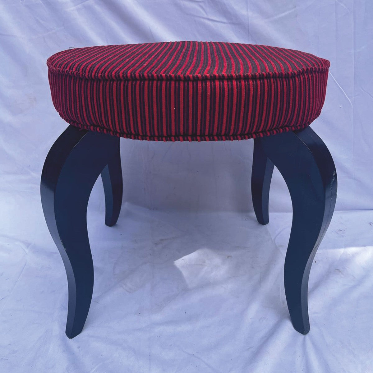 Barock Hocker Rot / Schwarz H. 49 cm - Barockstil Möbel