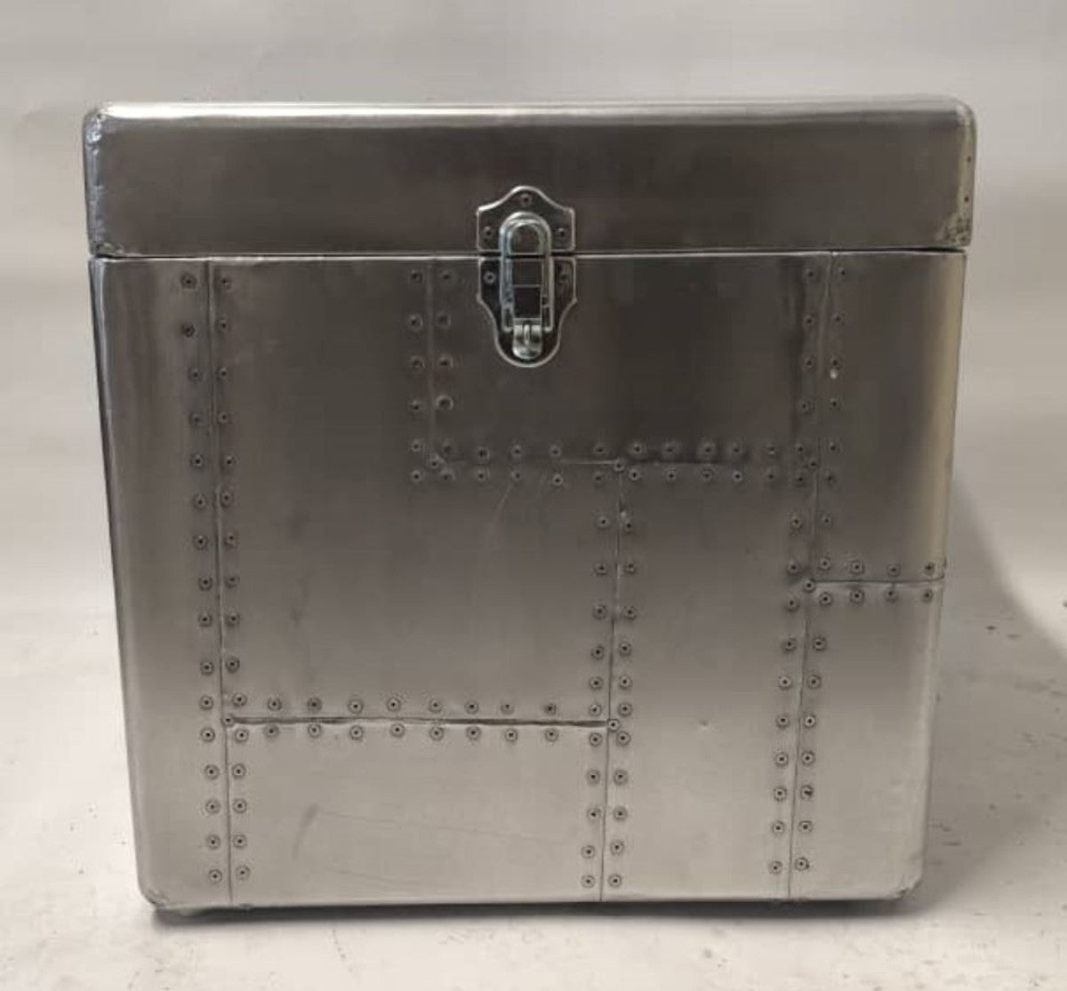 Aluminium Beistelltisch / Truhe 50 cm - Art Deco Vintage Flieger Möbel